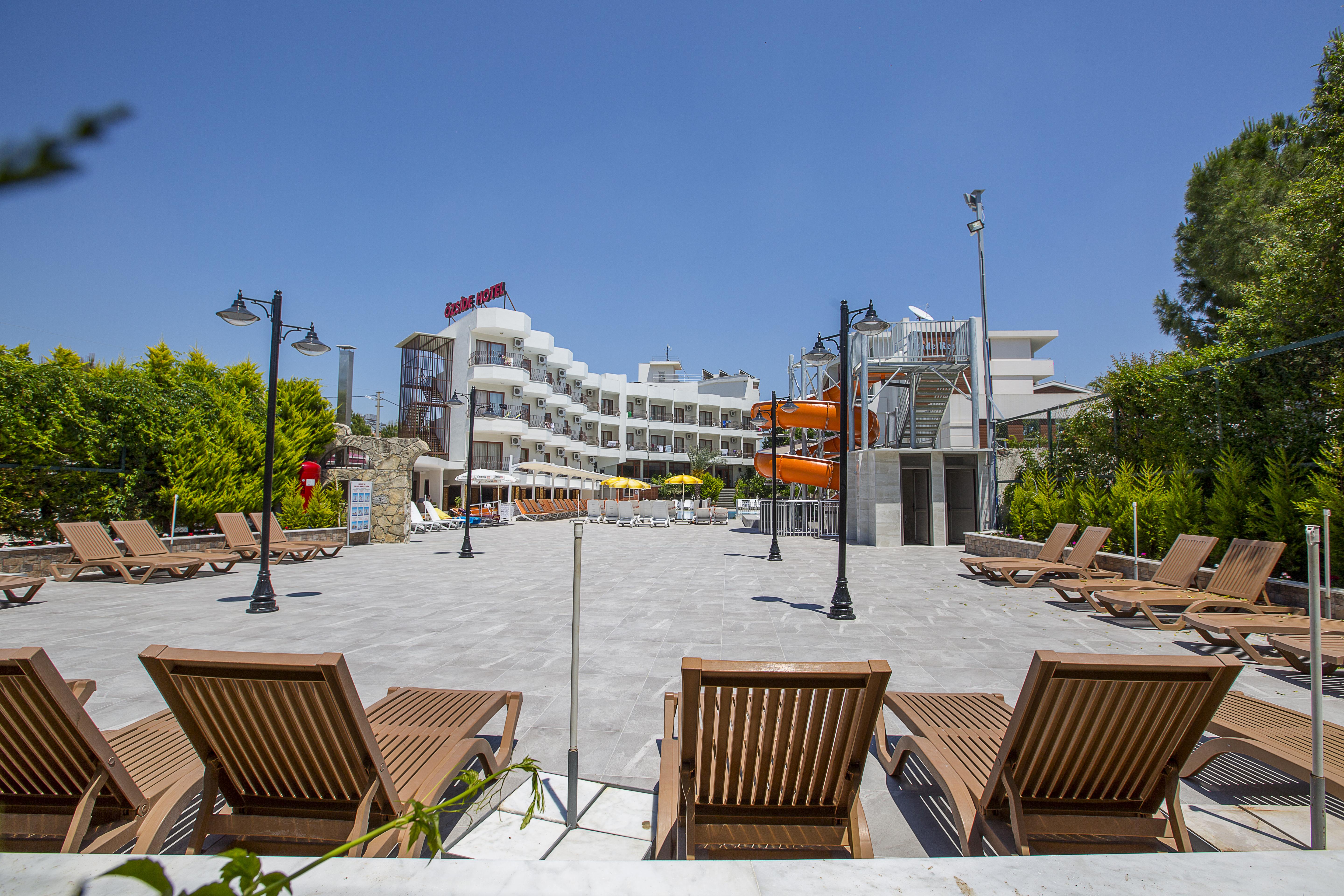 Oz Side Hotel Exterior photo